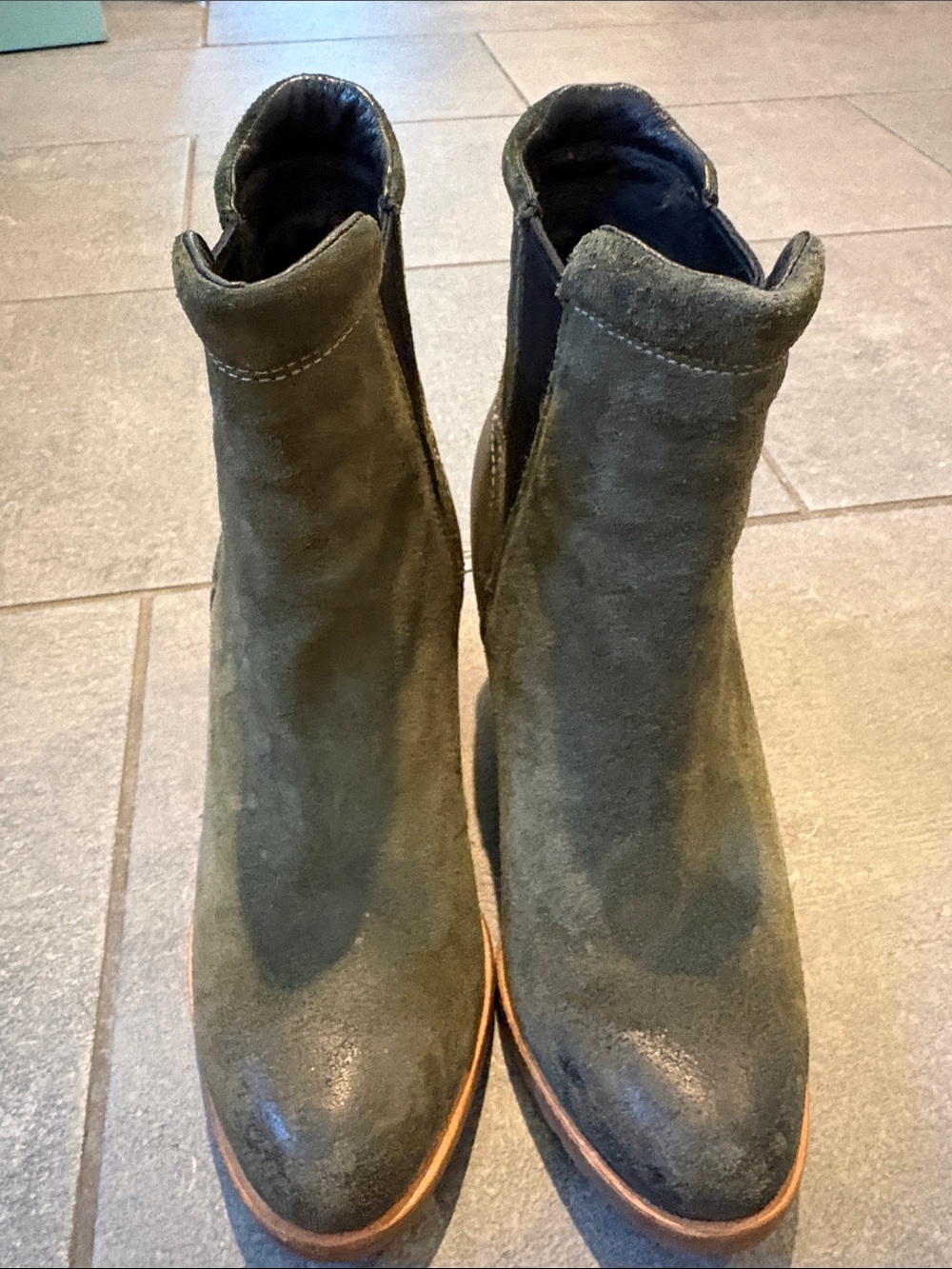 Sorel Olive Green Suede Wedge Chelsea Booties - Picture 2 of 5